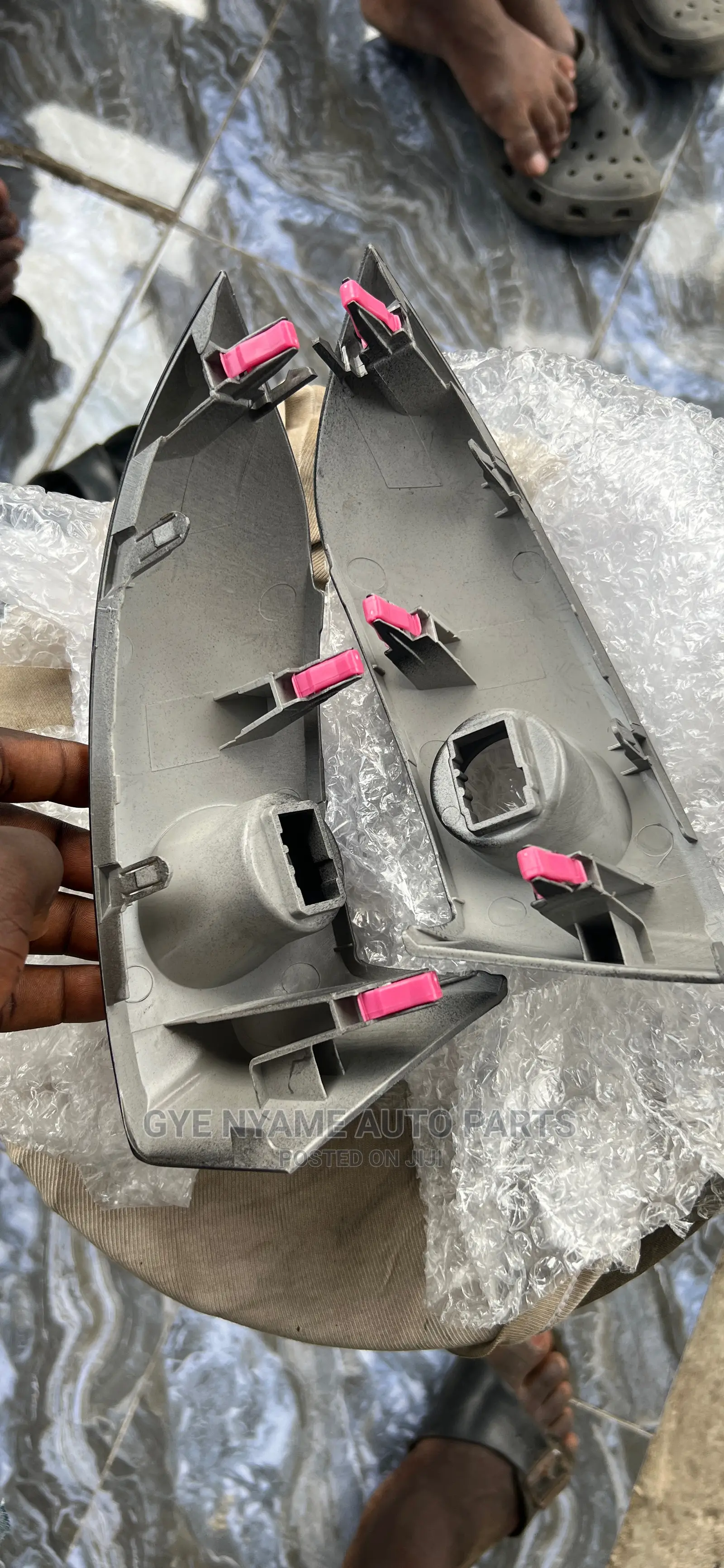 Toyota RAV4 Side Trim/ Side Vent