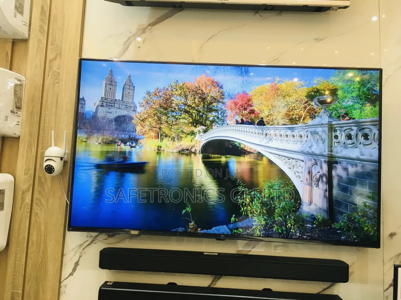 Perfect LG 65 Inches UP77 Glossy LED Smart Tv