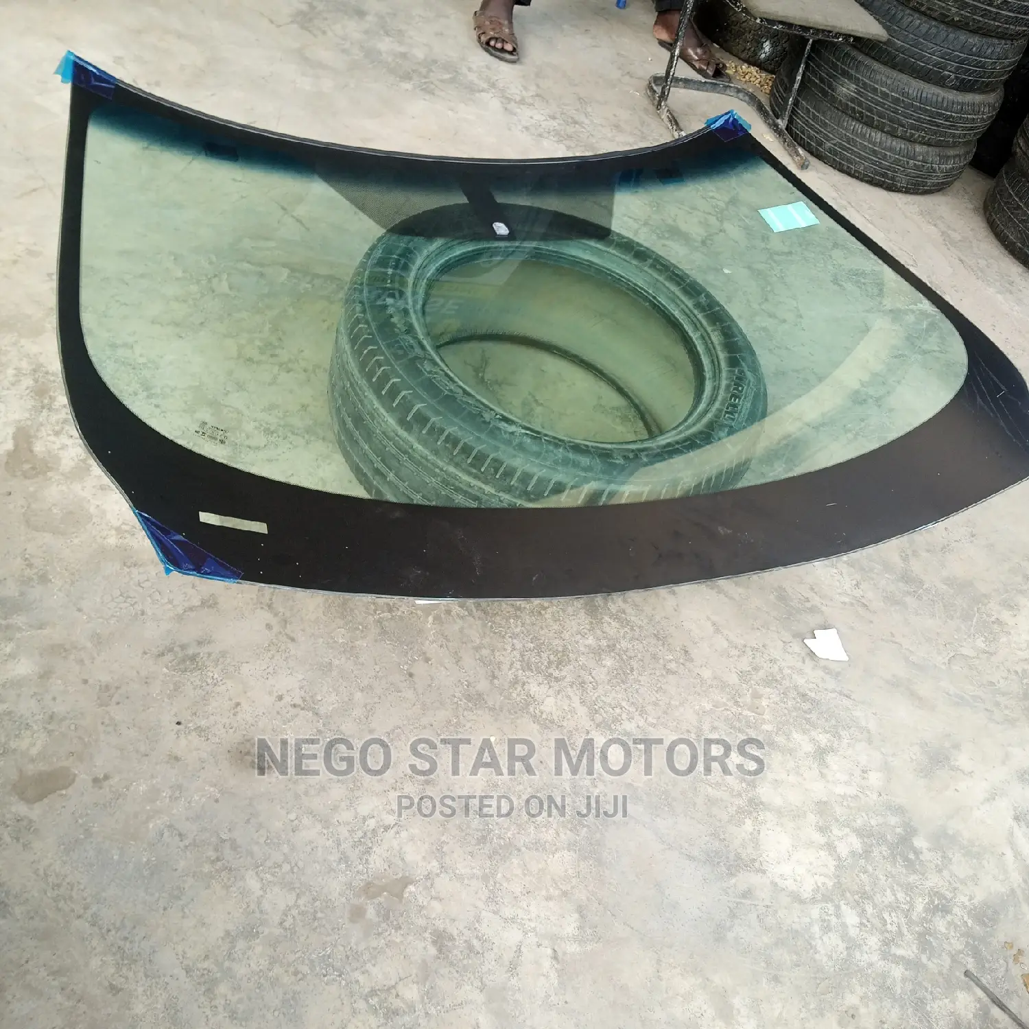 Nissan Pathfinder 2018 Front Windscreen