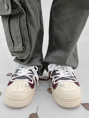 Original Nike SNKS