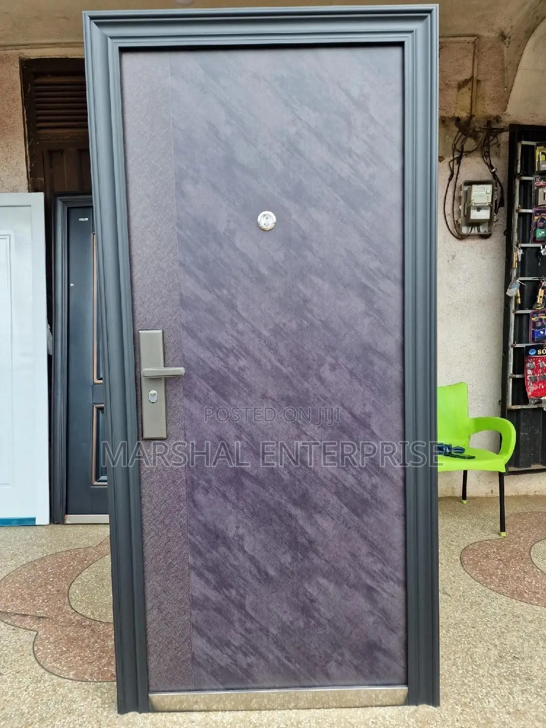Smooth Door