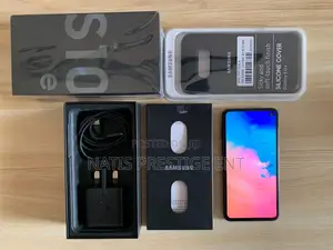 New Samsung Galaxy S10e 128 GB Black