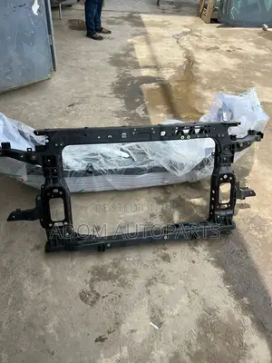 Hyundai Santafe Radiator Support