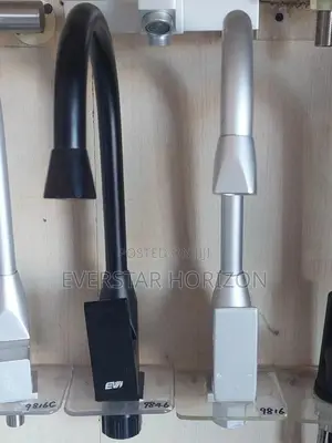 Aluminium Kitchen Sink Faucet Hot and Cold Water Mixer