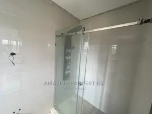 5bdrm House in Airport Residential Area for sale