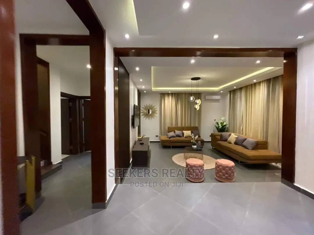 Furnished 5bdrm House in Seekers Realty, Accra Metropolitan for sale