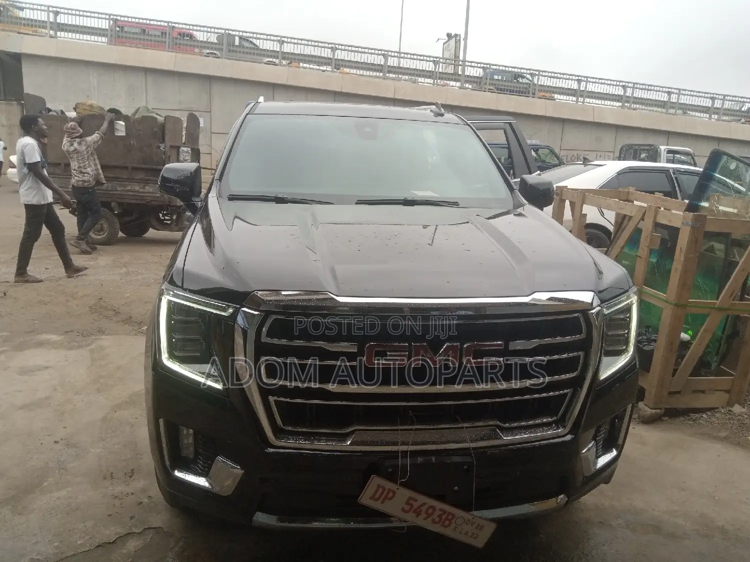GMC Yukon Windscreen Available