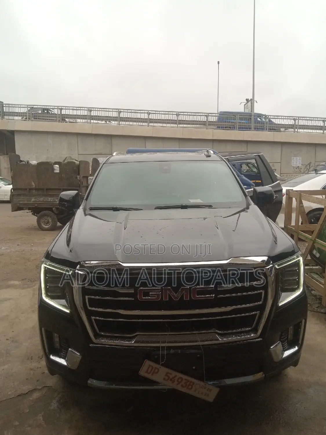GMC Yukon Windscreen Available