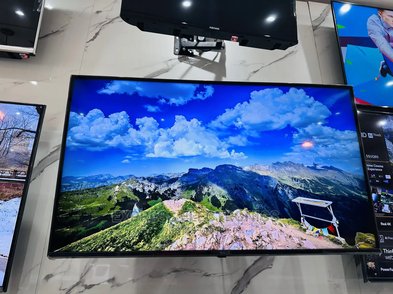 Professional and Unique Design UHD Smart 55au7022 Samsung