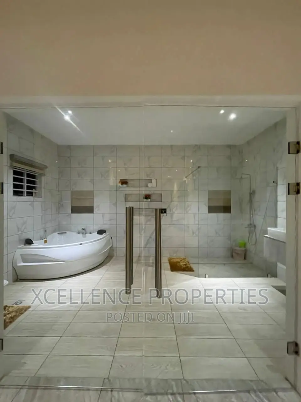 Furnished 4bdrm Apartment in Xcellence Properties, Adjiriganor