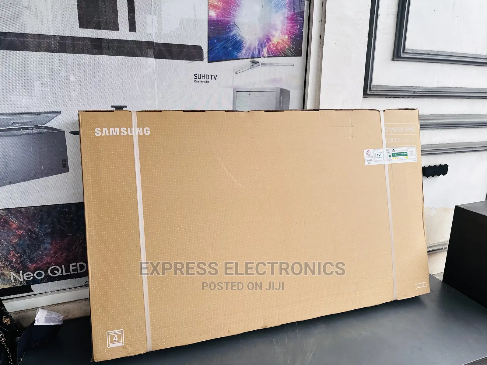 Smart UHD Smart 65”Au709/ Samsung High Contrast Display
