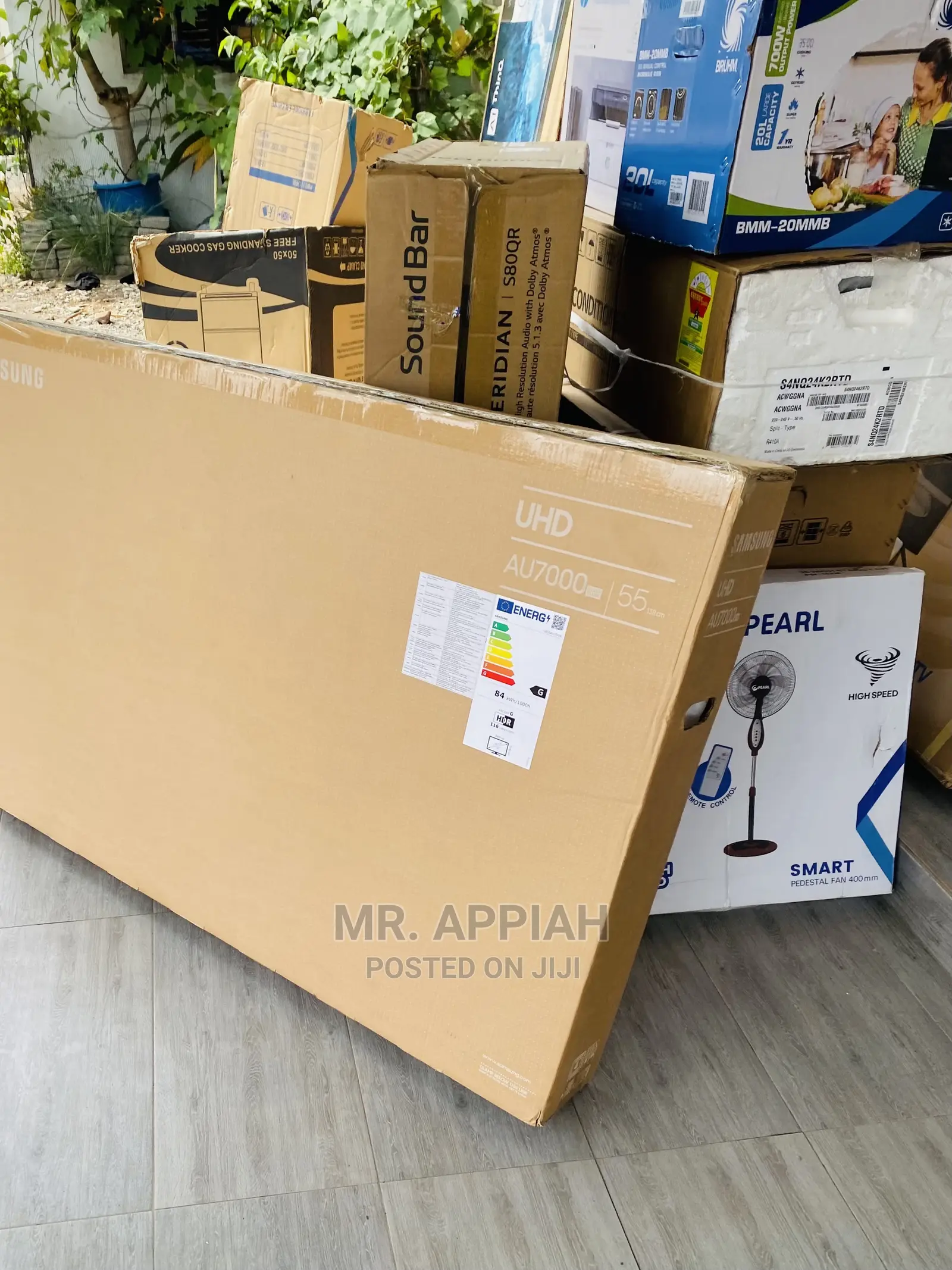 Brand New Samsung(Ua55au7000)Black Ultra Hd 55” Led Tv