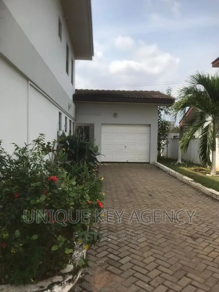 4bdrm House in Unique Agency, Manet Court for rent