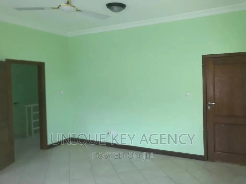 4bdrm House in Unique Agency, Manet Court for rent