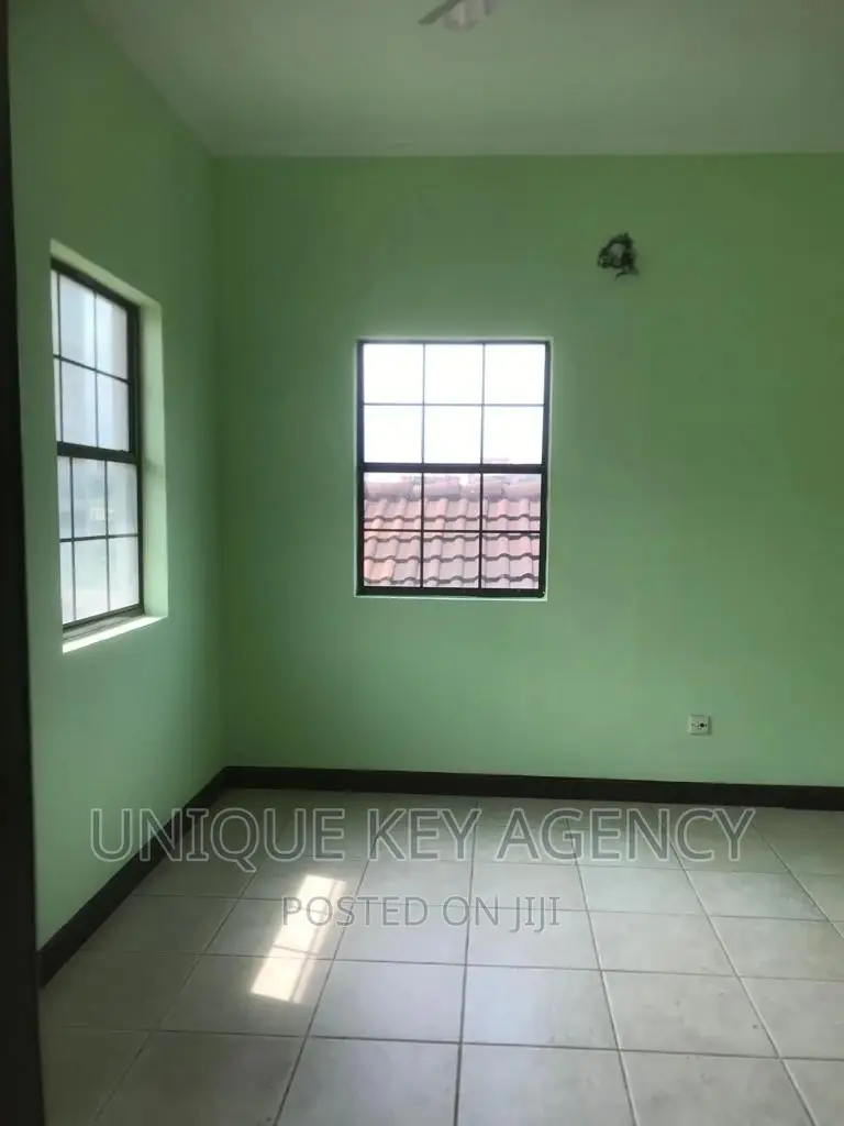 4bdrm House in Unique Agency, Manet Court for rent