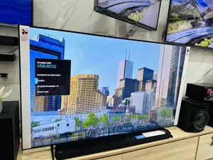 Samsung UHD Brilliant Display Screen  Ua65”Bu8000