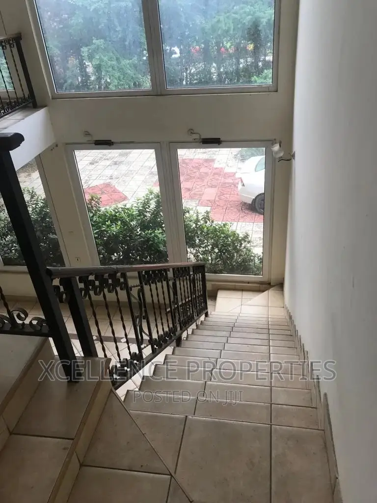 5bdrm House in Xcellence Properties, Adjiriganor for rent