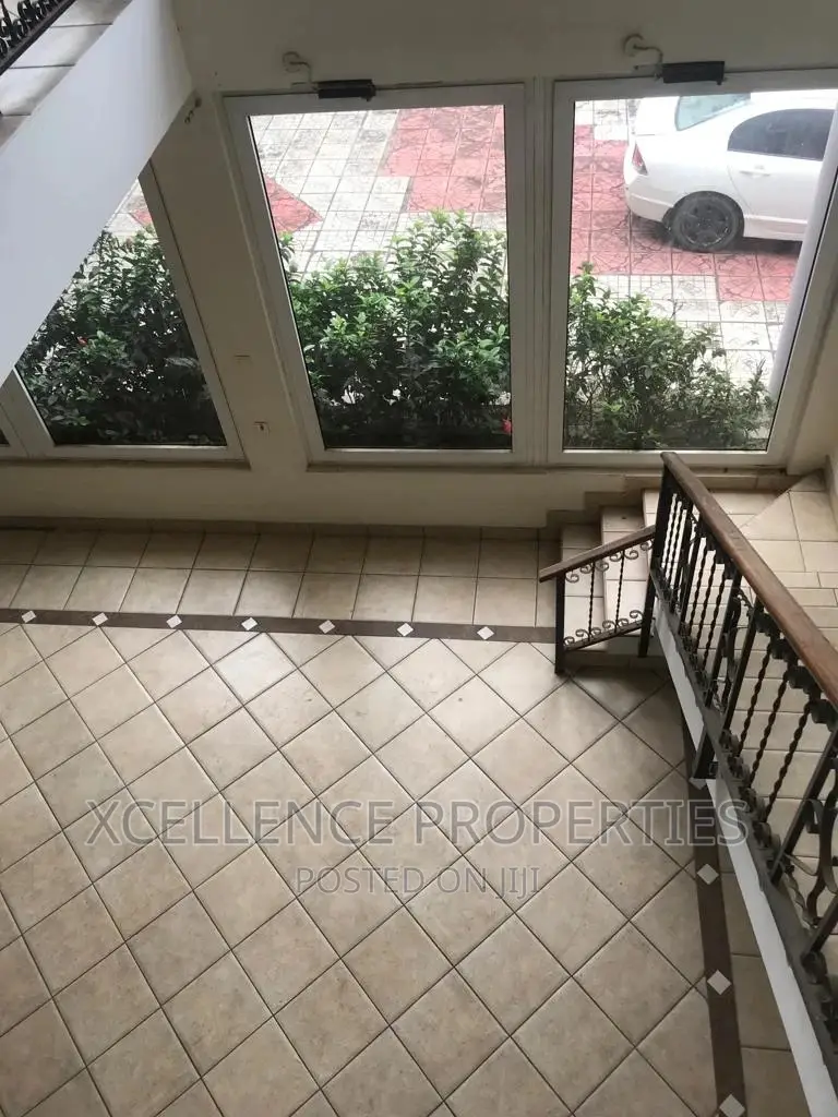5bdrm House in Xcellence Properties, Adjiriganor for rent