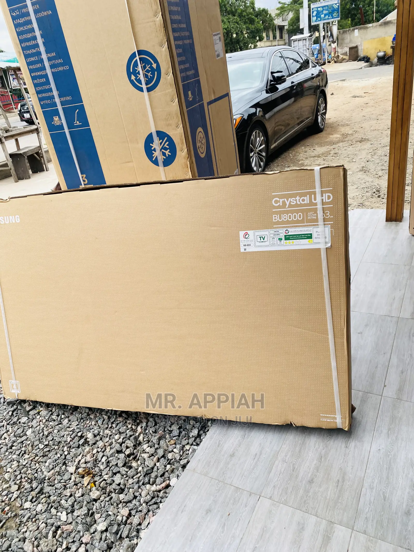 Classic Design Samsung 65BU8000 65” LED Crystal Uhd Led Tv