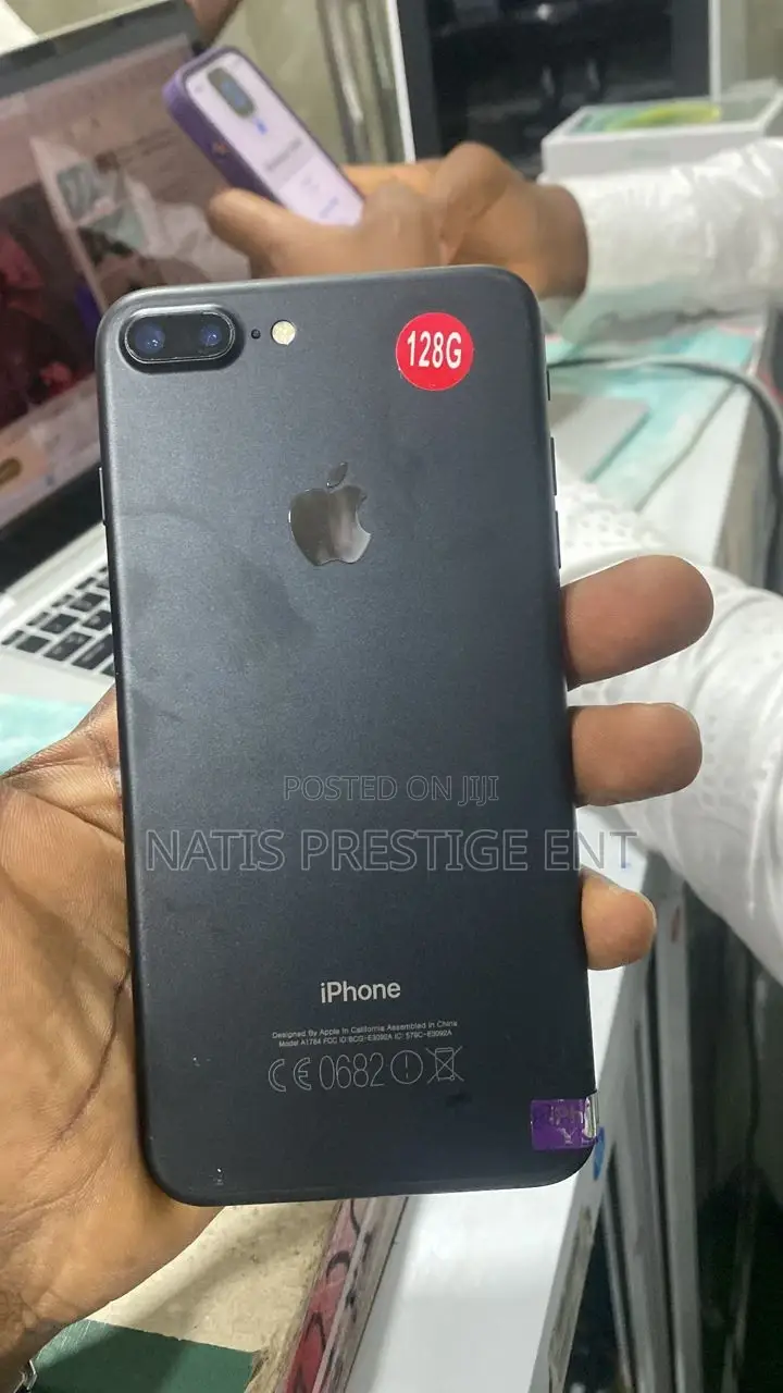 Apple iPhone 7 Plus 128 GB Black
