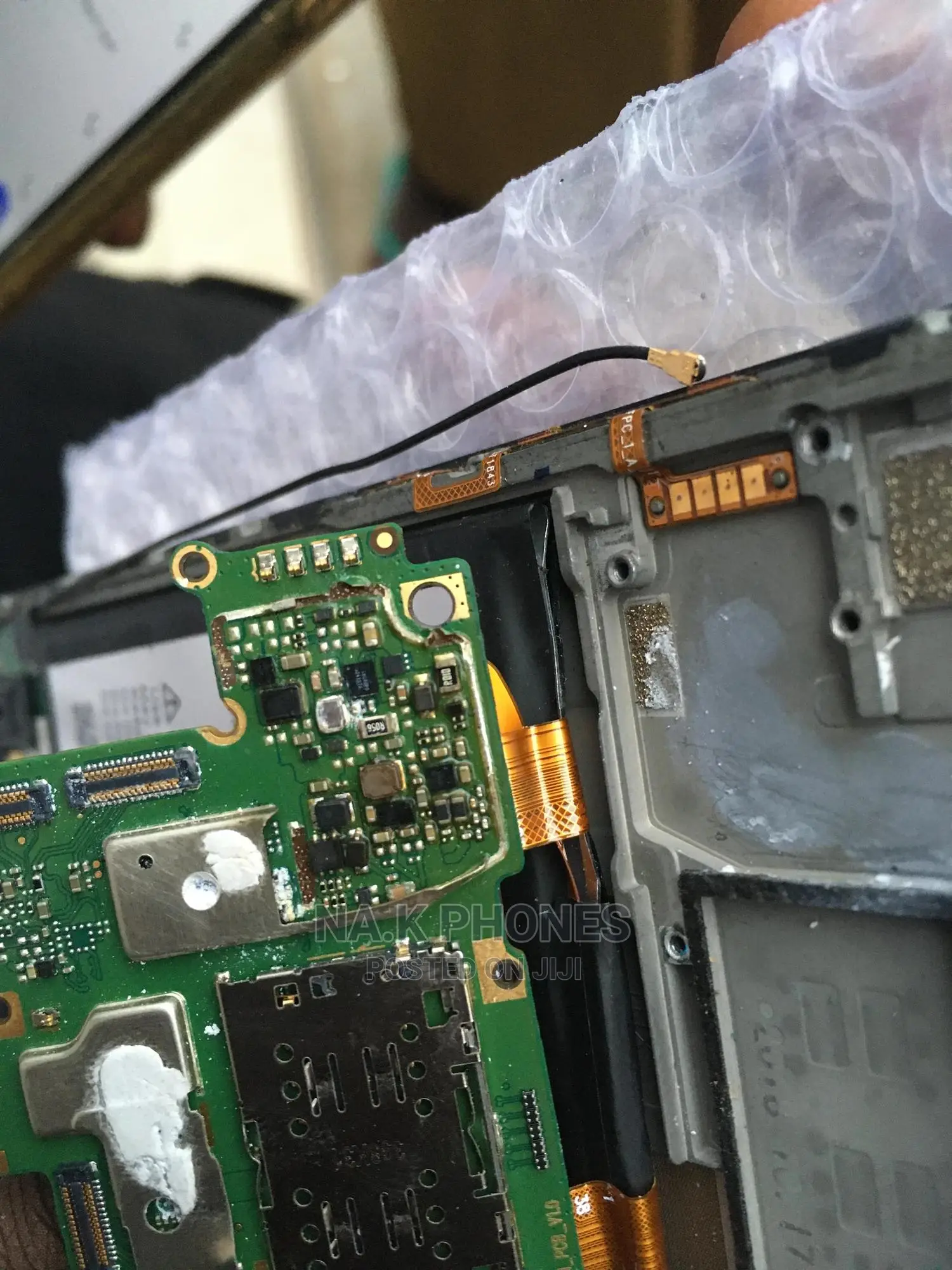 Phone and Tablet Repairer