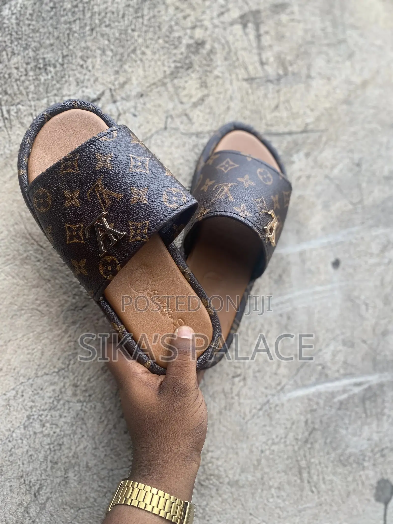 Brown LV Slippers