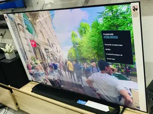 Smart Samsung UHD Crystal 65 Inches AU70 LED Glossy Tv