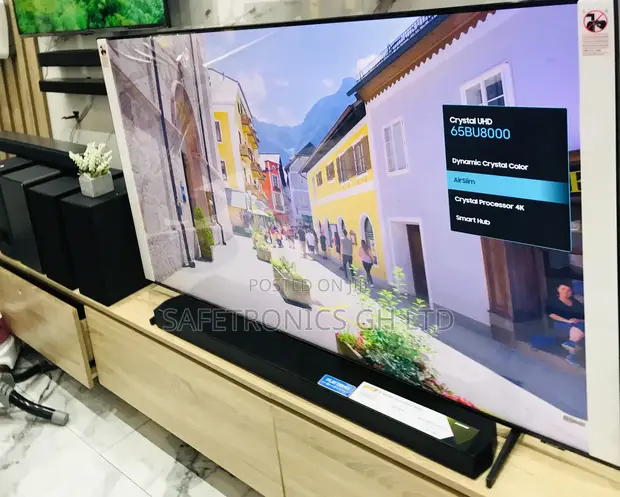Crystal UHD Clear Samsung Au70 65 Inches Glossy LED Tv in Adabraka