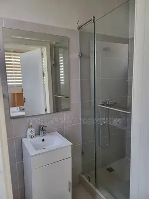 3bdrm Townhouse/Terrace in Skm, Teshie for sale