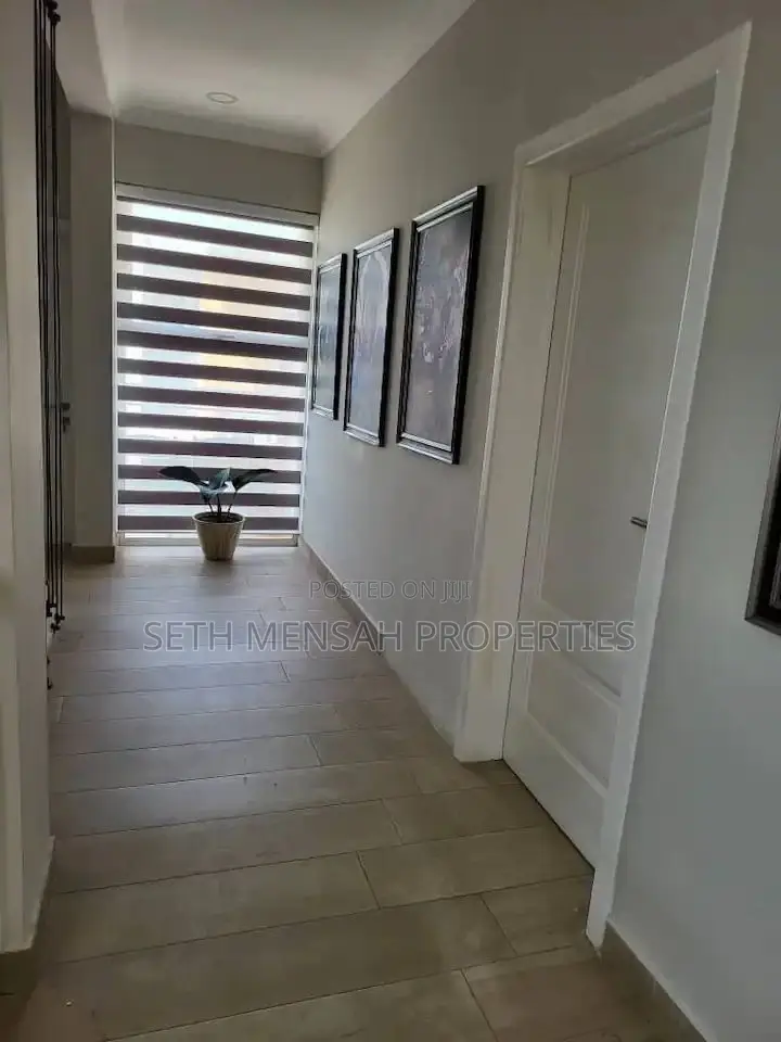 3bdrm Townhouse/Terrace in Skm, Teshie for sale