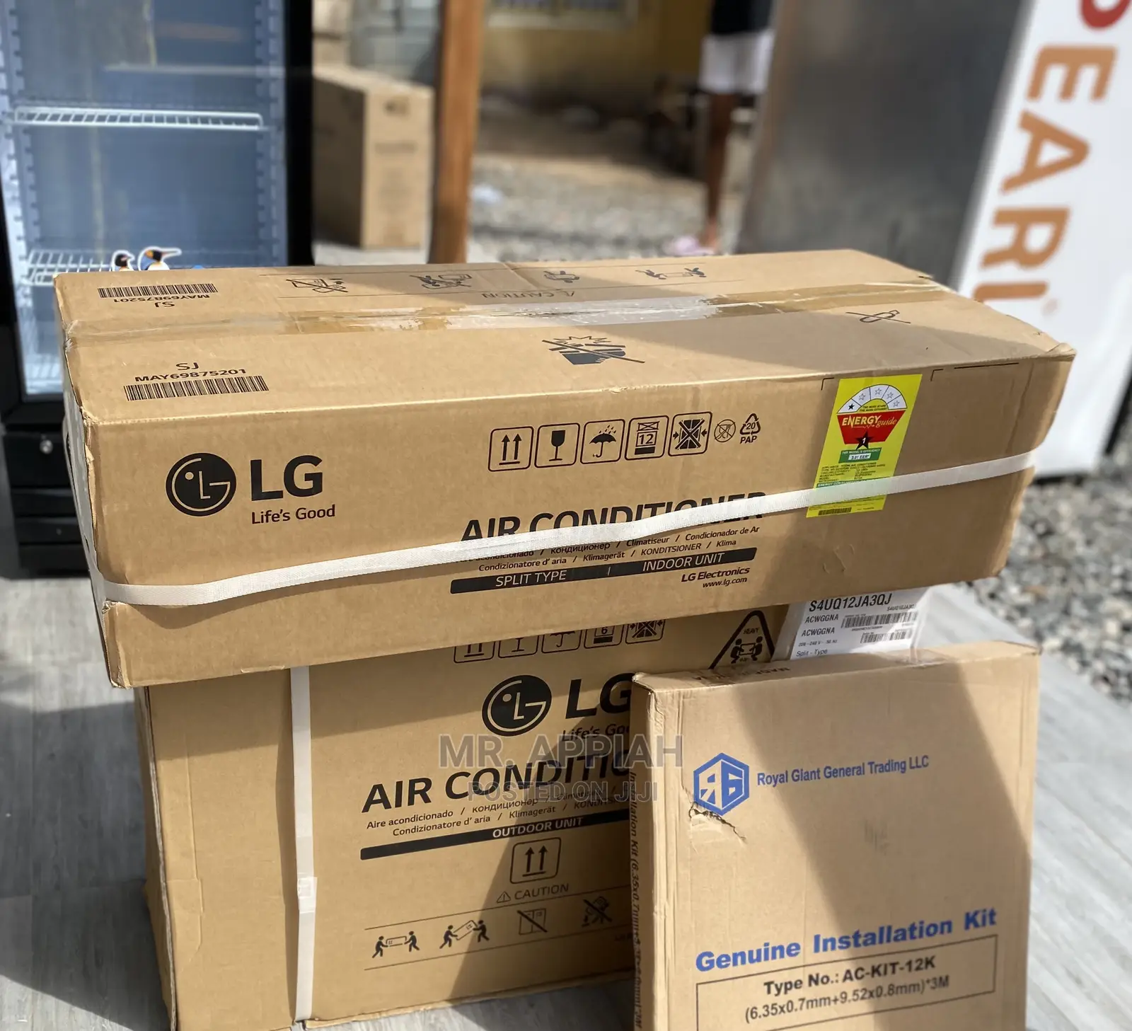 High Quality LG 2.0HP Split Type Air Conditioner(White).