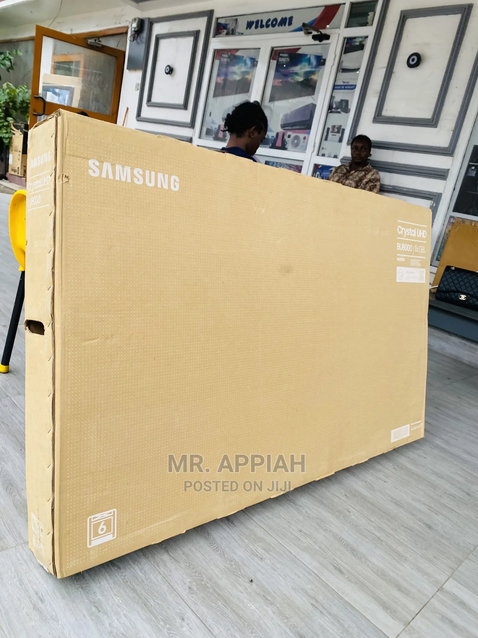 Effective Reliable Samsung 55” Glossy Tv Ua55bu8000,Black