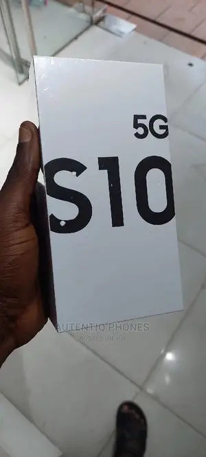New Samsung Galaxy S10 5G 256 GB Black