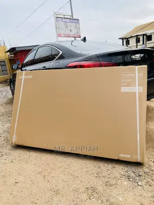 (Black)High Quality Samsung 65BU8000 Uhd Glossy Smart Tv.
