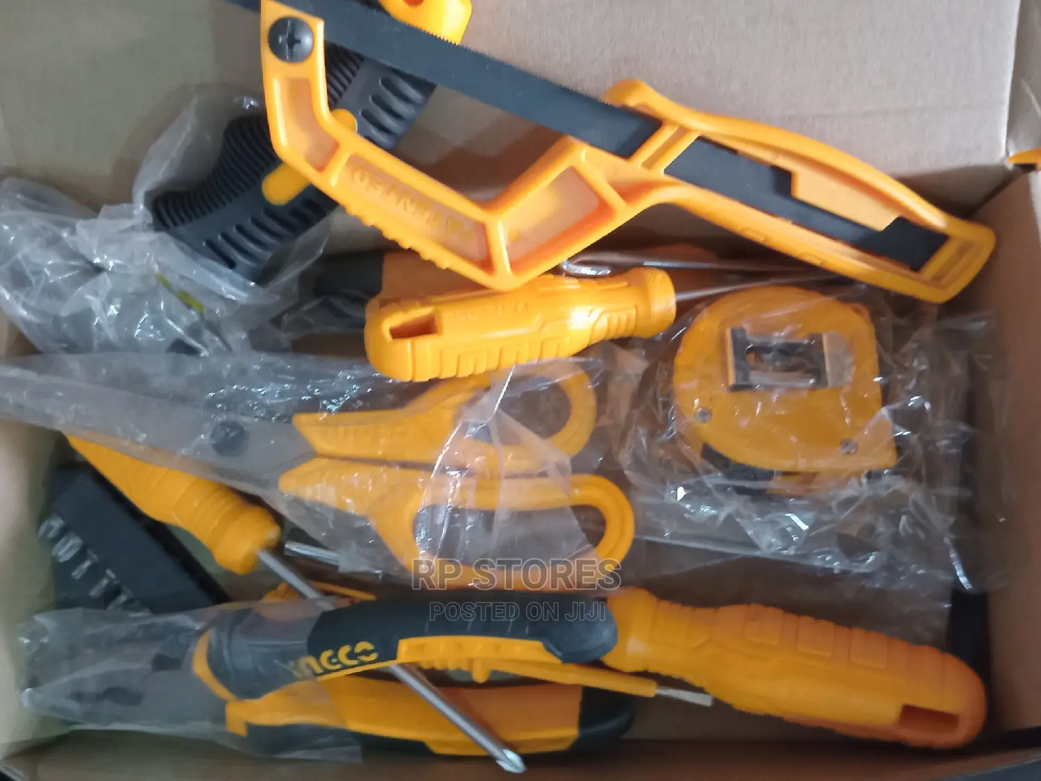 Ingco Hand Tools Set 32pcs