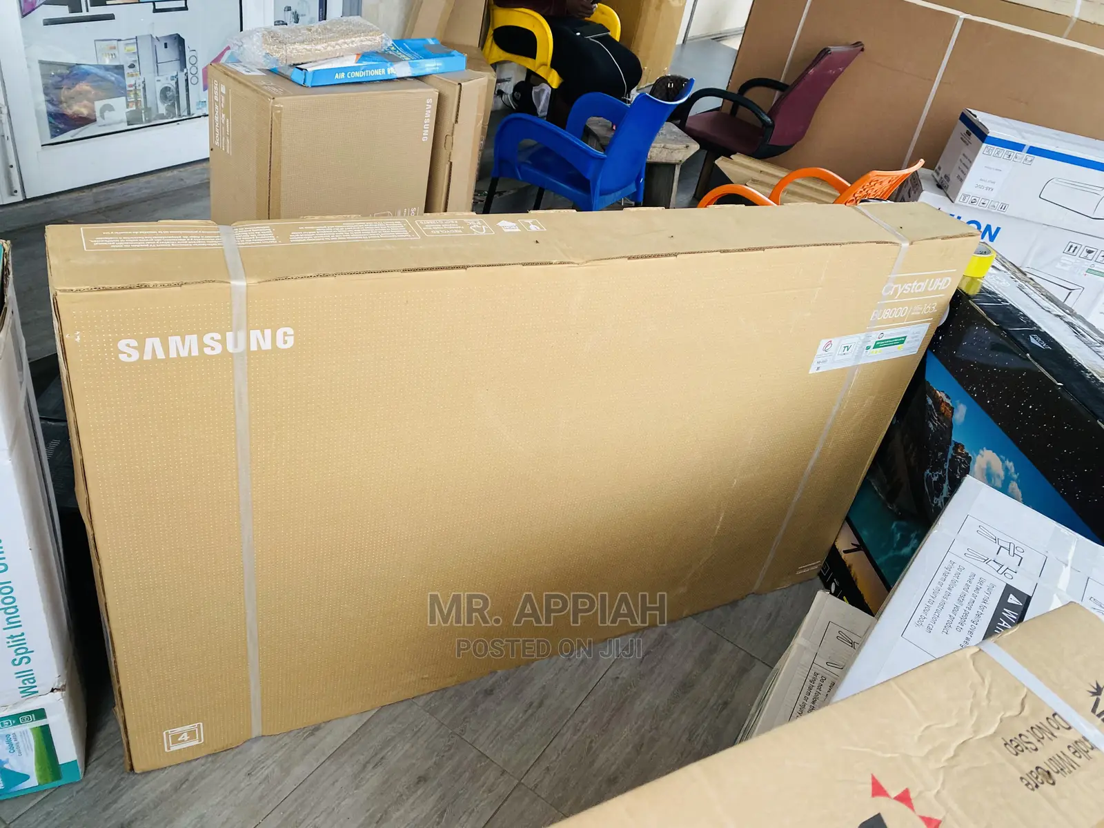 Slim Sleek Samsung 75” With Dynamic Crystal Color 75cu8000.