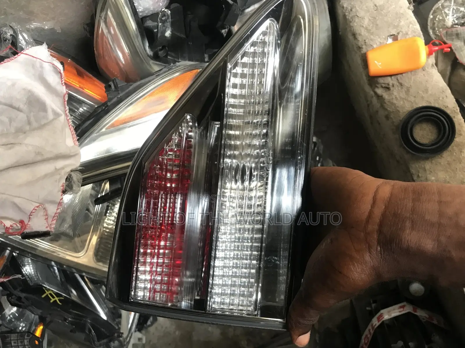 Lexus Rx 350 Boot Light Left Side
