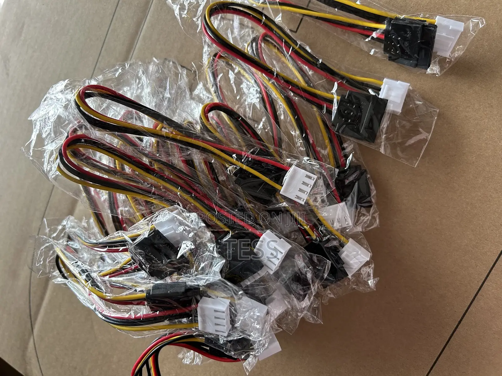 Hikvision DVR Sata Power Cable.