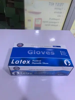 Examination Gloves (Powdered)