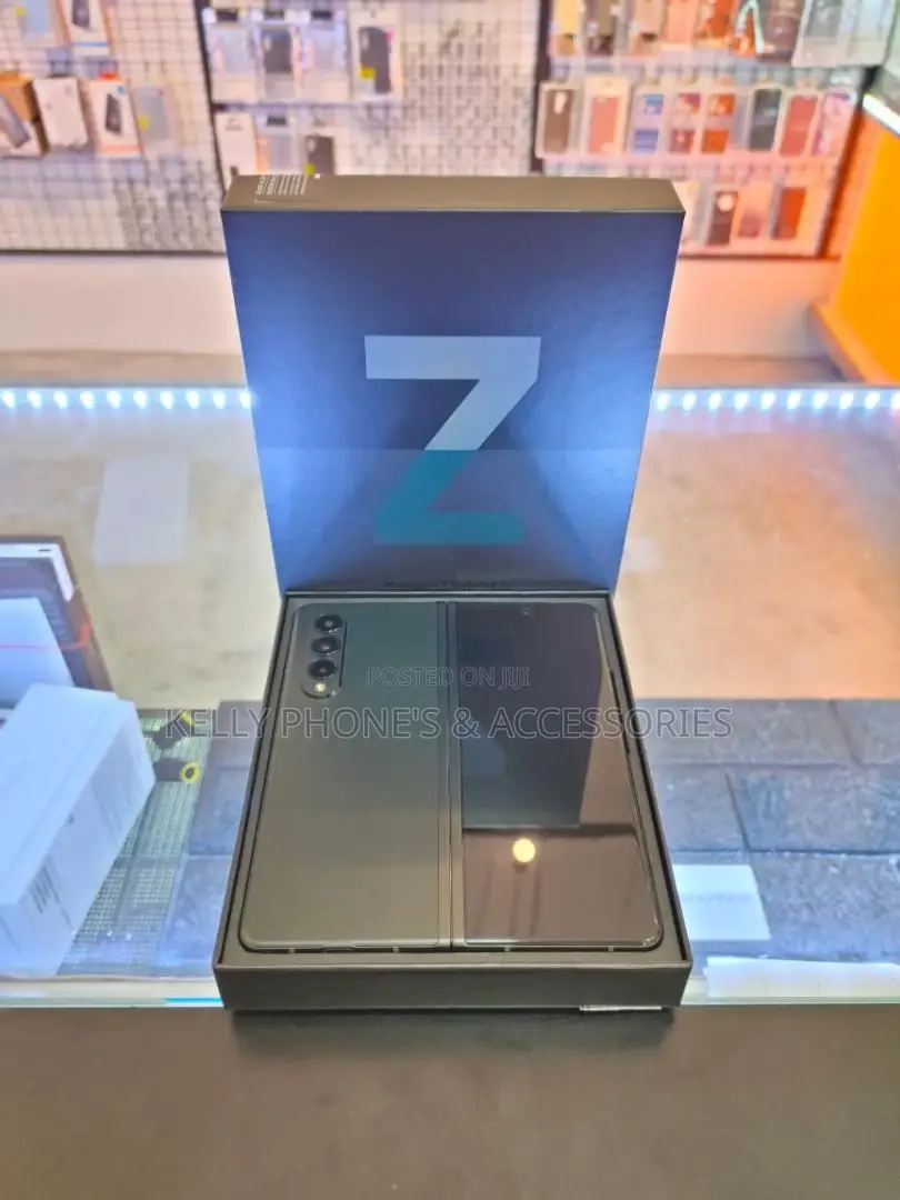 New Samsung Galaxy Z Fold4 512 GB Black