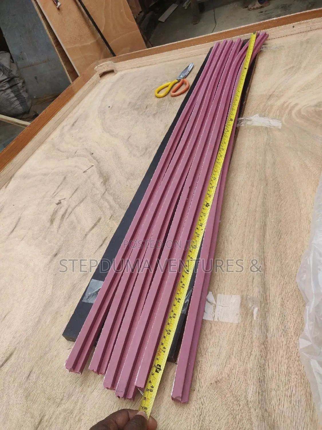 Marble Board Pool Level Tire