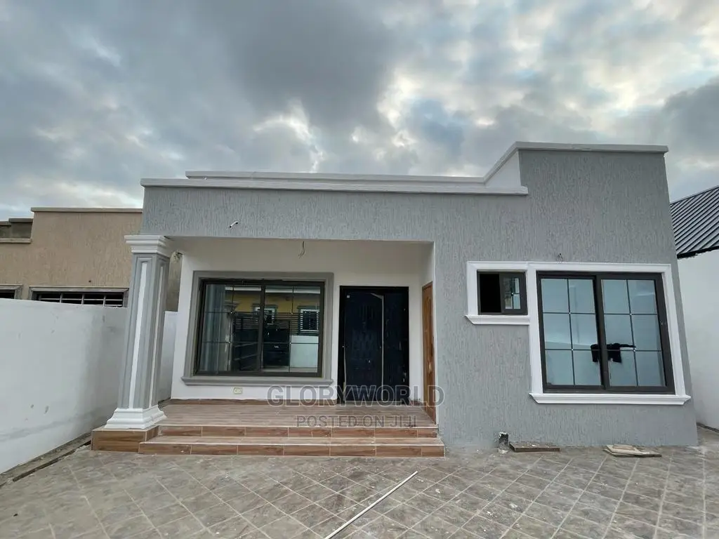 3bdrm House in Spintex for sale