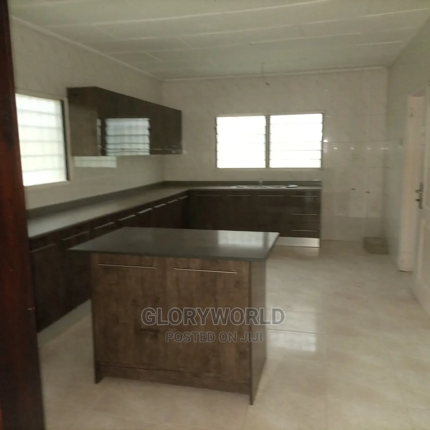 3bdrm House in Spintex for sale