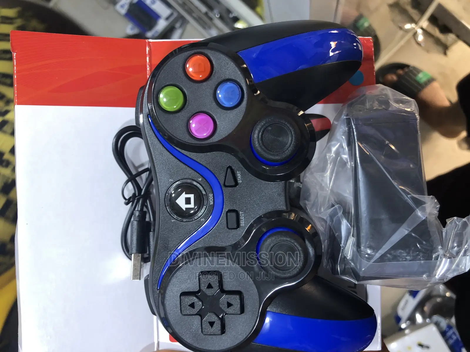 Bluetooth Game Pad Compatible With Smartphone,And Others