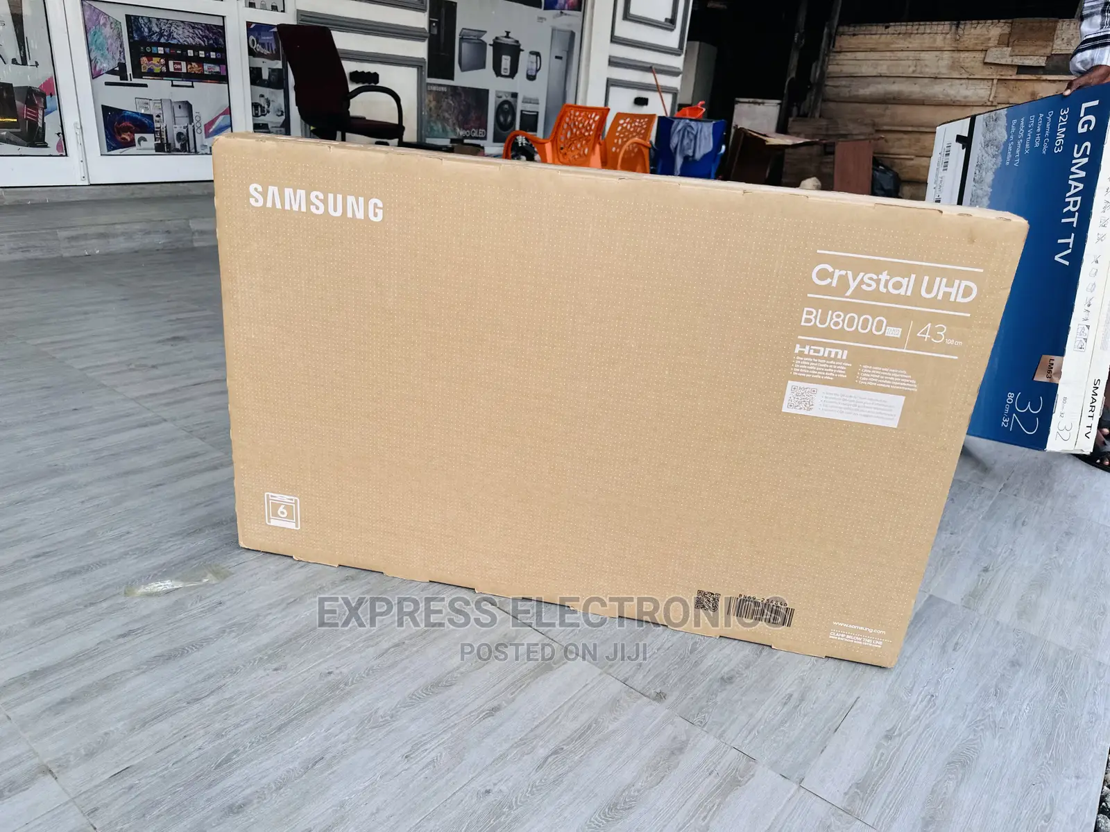 Ua43” Samsung UHD Smart Glossy Screen CU7172 Tv 