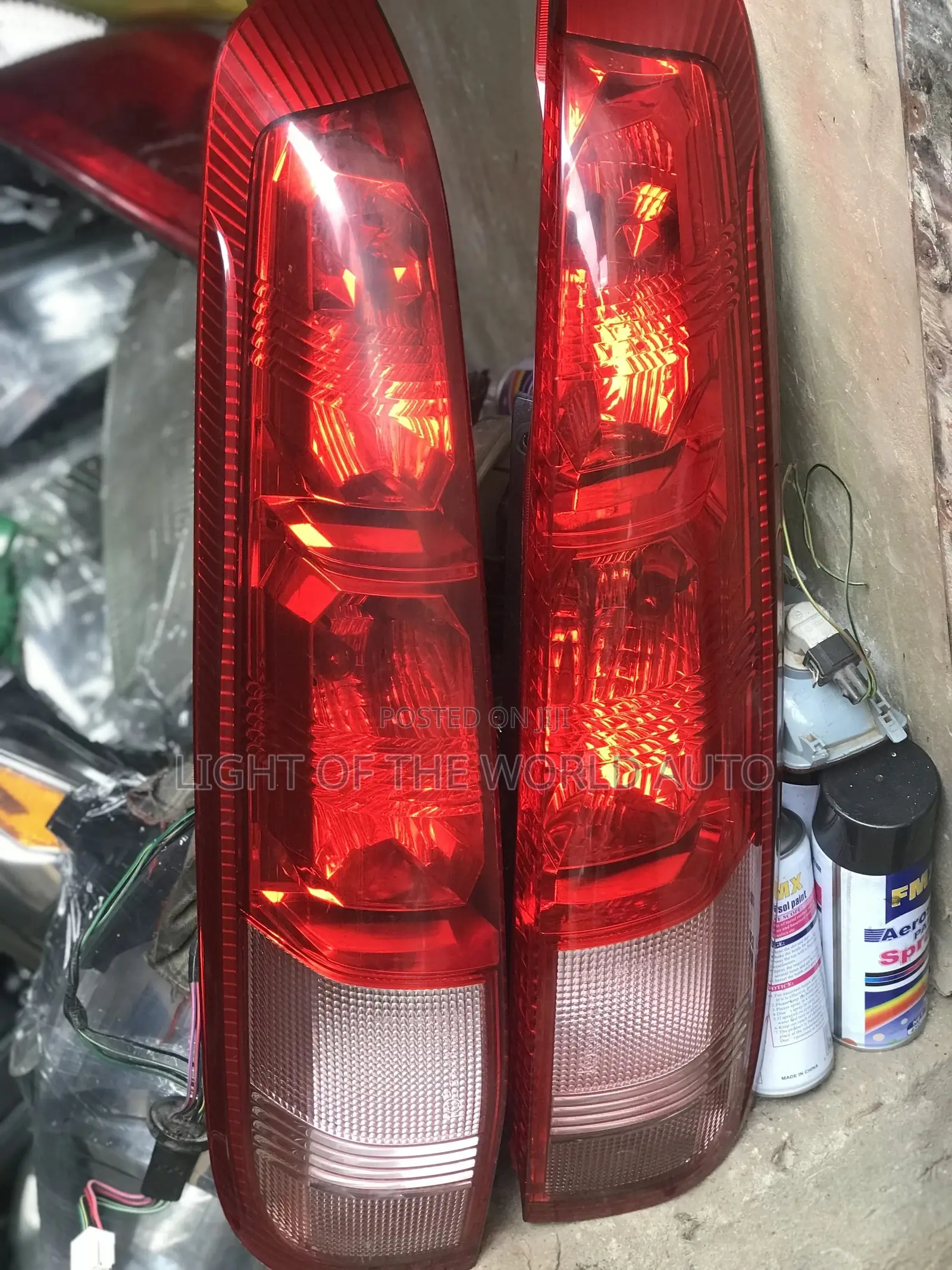 Nissan X-Trail 03 Taillight