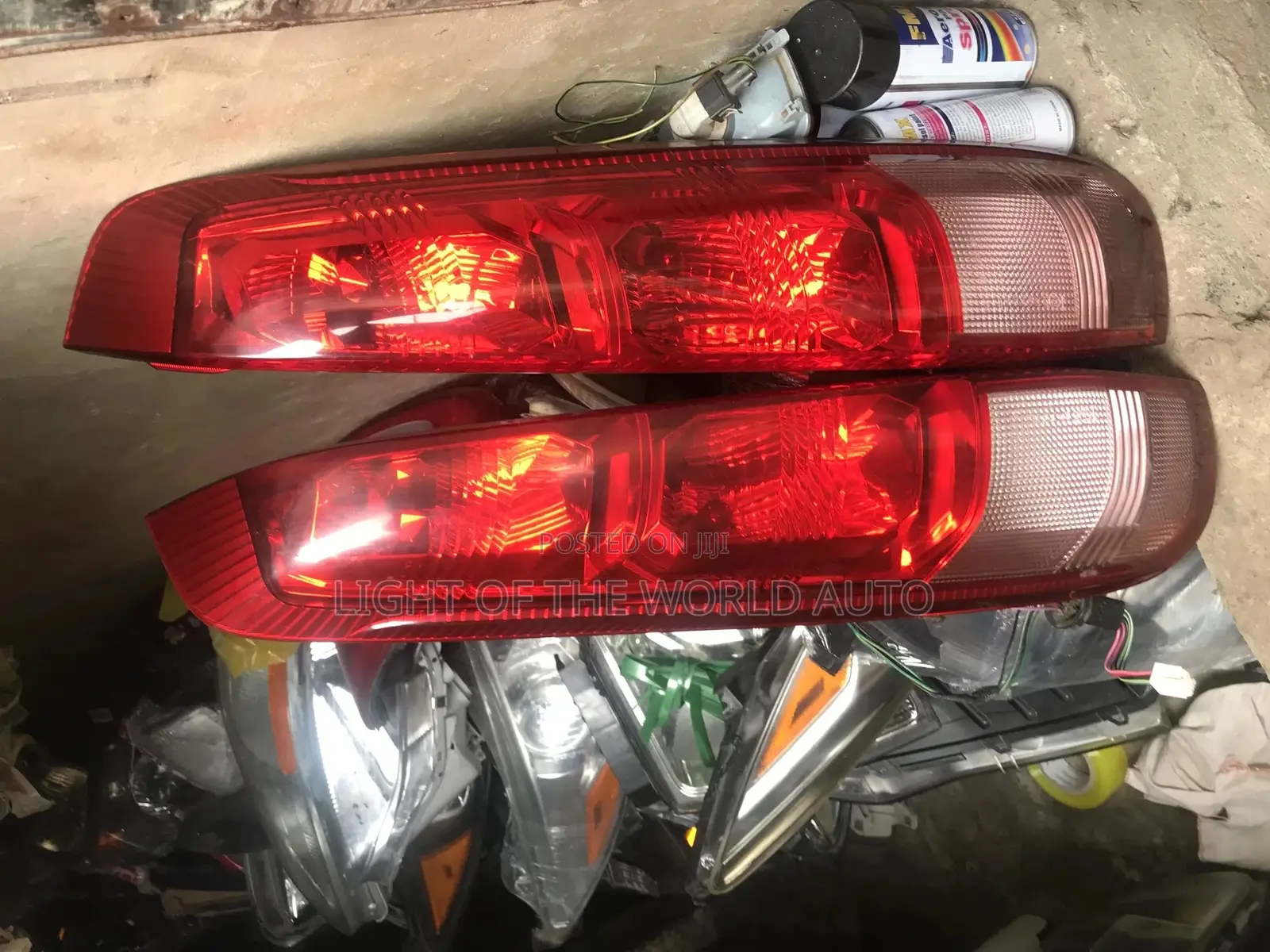 Nissan X-Trail 03 Taillight