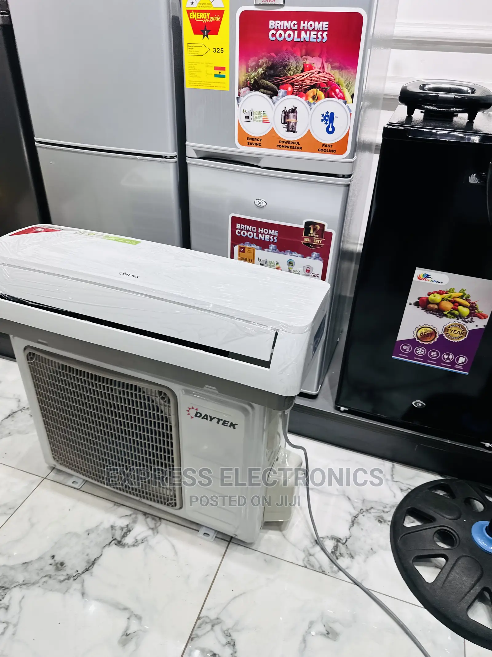 Daytak 1.5hp Cool  Airflow Split R410 Gas AC