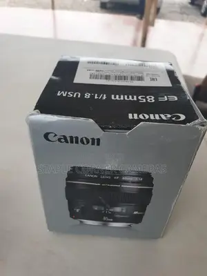 Canon Ef 85mm F/1.8 Prime Lens