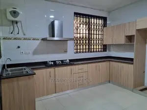 5bdrm Duplex in Budumburam for sale